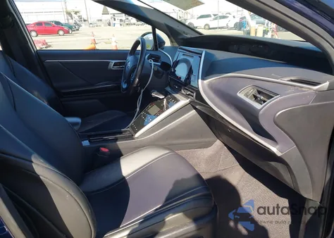 2017 Toyota Mirai z USA, uszkodzony, nr VIN JTDBVRBDOHA002402